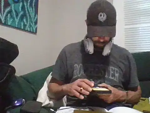 Snapshot of axelongshaft69 chatting on 05.21.26 axelongshaft69 online show from 05.21.26