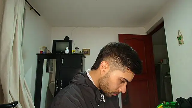 Jestebanano online show from 10.16.25