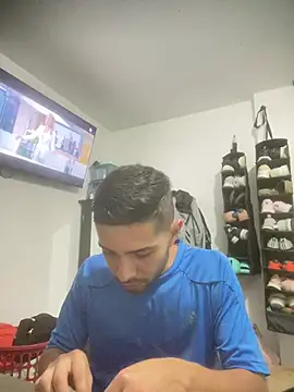 Jestebanano online show from 04.03.26