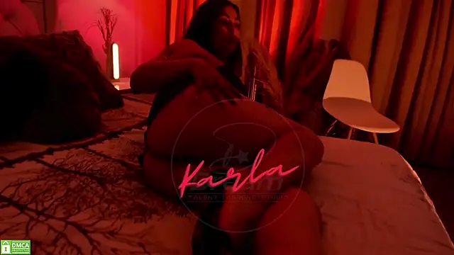 karla paradise  online show from 12.16.24