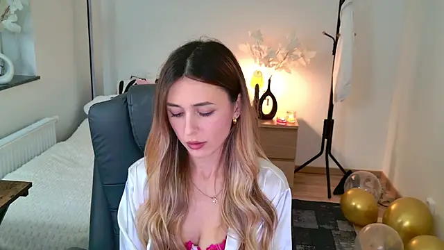 Sophie Enzo online show from 01.31.25