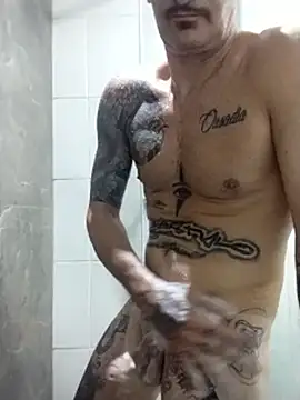 Snapshot of rolesexy chatting on 04.10.26 rolesexy online show from 04.10.26