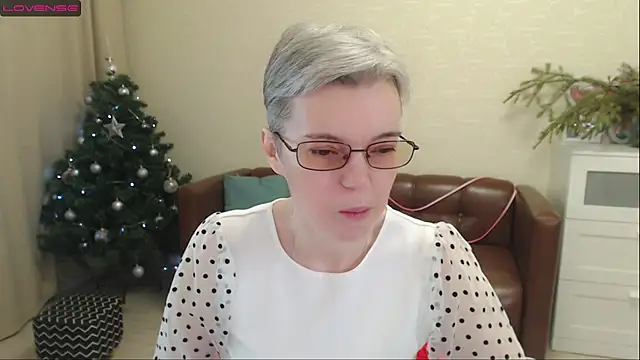 Cutie Erikaa1 online show from 12.25.24