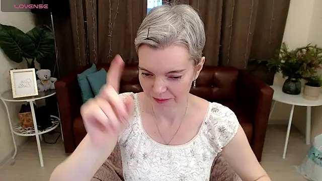 Cutie Erikaa1 online show from 01.03.25