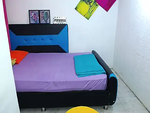 pitbullveryhot online show from 12.05.24