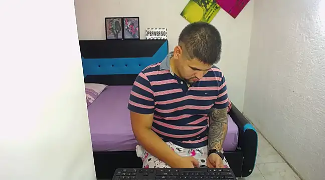 pitbullveryhot online show from 03.09.25