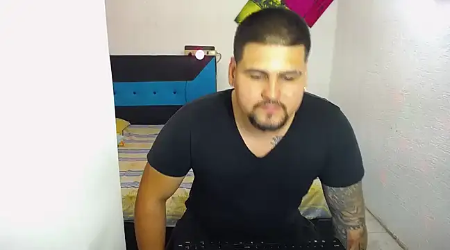 pitbullveryhot online show from 03.21.25