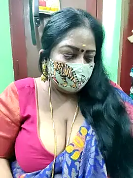 Snapshot of maniisha chatting on 12.01.24 maniisha online show from 12.01.24