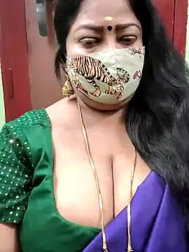 Snapshot of maniisha chatting on 12.05.24 maniisha online show from 12.05.24
