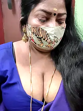 Snapshot of maniisha chatting on 12.05.24 maniisha online show from 12.05.24