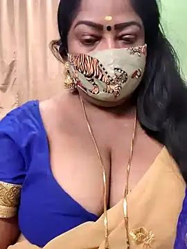Snapshot of maniisha chatting on 12.15.24 maniisha online show from 12.15.24