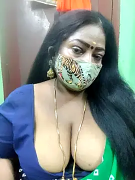 Snapshot of maniisha chatting on 12.29.24 maniisha online show from 12.29.24