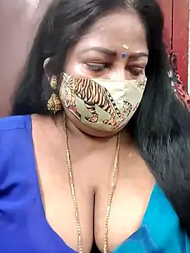 Snapshot of maniisha chatting on 01.19.25 maniisha online show from 01.19.25