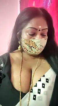 Snapshot of maniisha chatting on 01.26.25 maniisha online show from 01.26.25