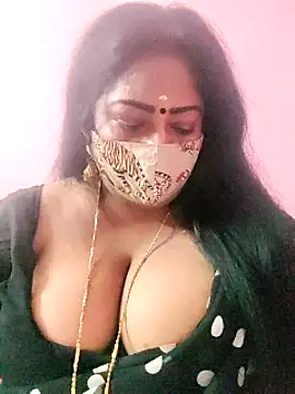 Snapshot of maniisha chatting on 01.31.25 maniisha online show from 01.31.25