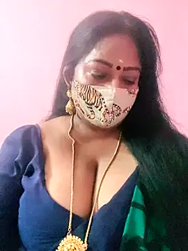 Snapshot of maniisha chatting on 02.23.25 maniisha online show from 02.23.25