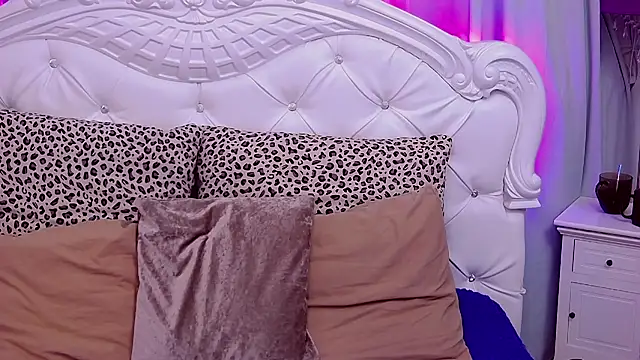 JiaLiss online show from 09.24.25