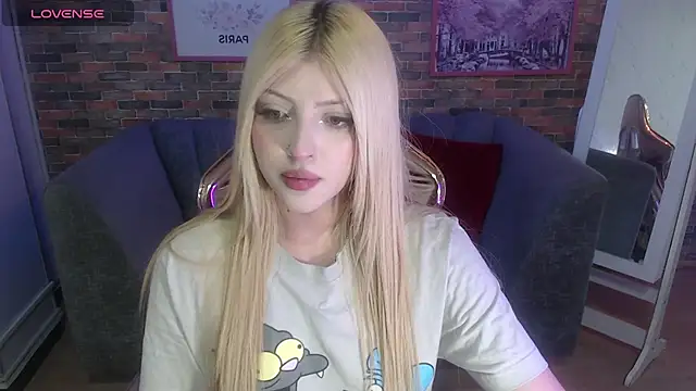 Kitty fox b online show from 02.24.25