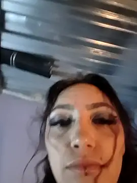 katianzayn online show from 11.20.25