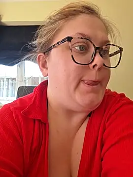 Tallulah-mae-xoxox online show from 05.24.26