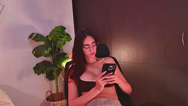 Scarlett grand online show from 06.28.26