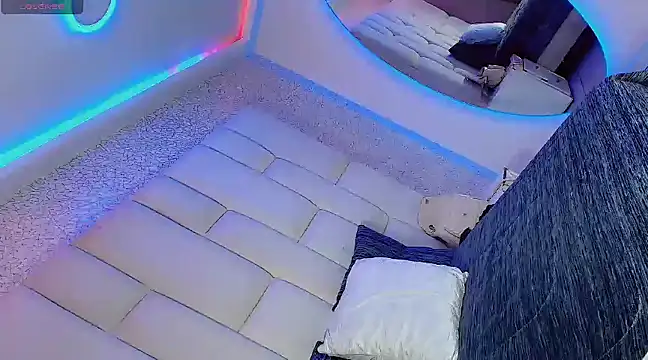 Hallyhott online show from 03.03.25