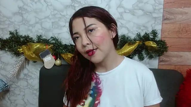 Snapshot of allysonn_fox chatting on 01.08.25 allysonn fox online show from 01.08.25