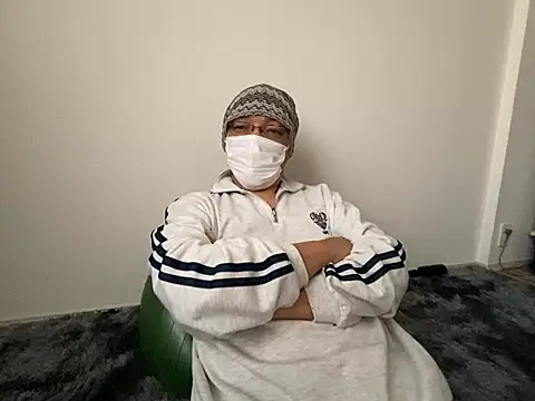 Snapshot of Grandpa29hijii chatting on 03.01.25 Grandpa29hijii online show from 03.01.25