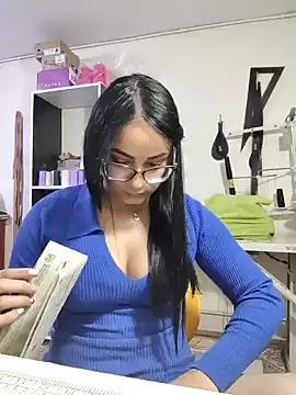 aleejhandraa online show from 01.31.25