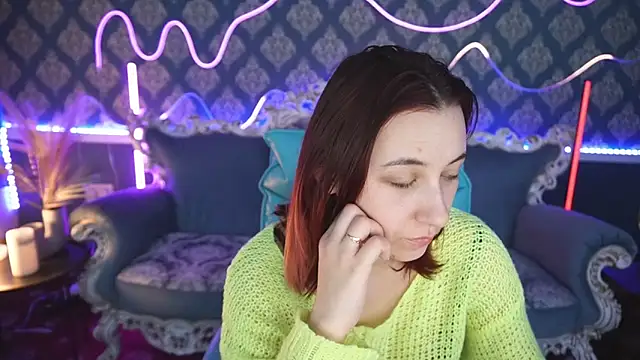 Snapshot of Roxy_Rayy chatting on 02.13.25 Roxy Rayy online show from 02.13.25