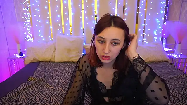Snapshot of Roxy_Rayy chatting on 03.03.25 Roxy Rayy online show from 03.03.25