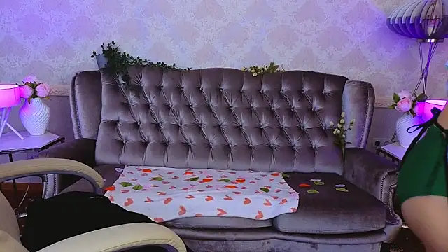 Snapshot of Roxy_Rayy chatting on 09.16.25 Roxy Rayy online show from 09.16.25