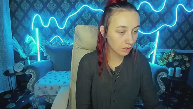 Snapshot of Roxy_Rayy chatting on 10.20.25 Roxy Rayy online show from 10.20.25