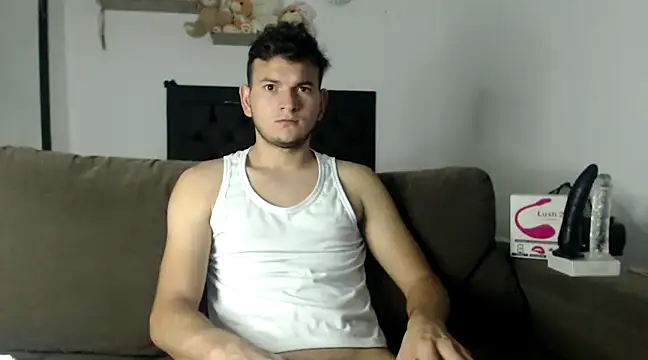 Latin Boy24 online show from 03.02.25