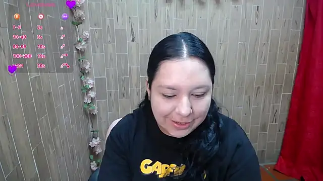 solyeria online show from 10.18.25