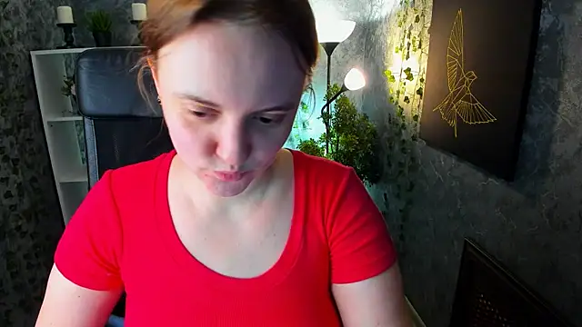 Lella Ryann  online show from 01.04.25