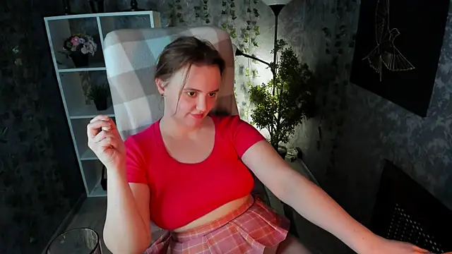 Lella Ryann  online show from 01.16.25