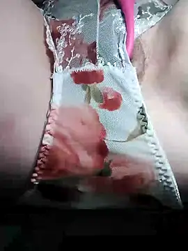 Snapshot of Holly-69 chatting on 10.31.25 Holly-69 online show from 10.31.25