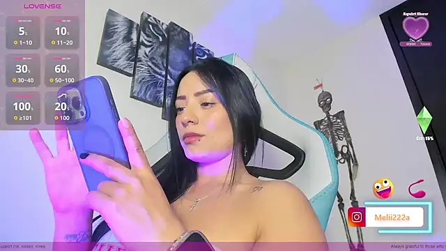 Snapshot of missycanoo chatting on 10.30.25 missycanoo online show from 10.30.25