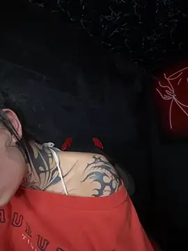 Annie LS online show from 03.22.25
