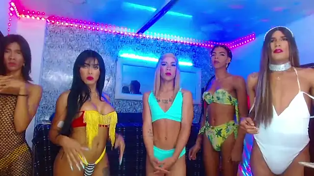 hotgirlsbitchesxxx online show from 03.13.25