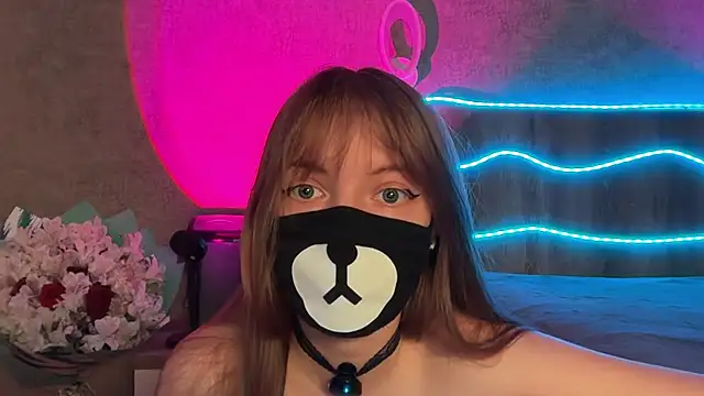 Your Little Bear online show from 06.09.26