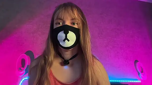 Your Little Bear online show from 06.12.26