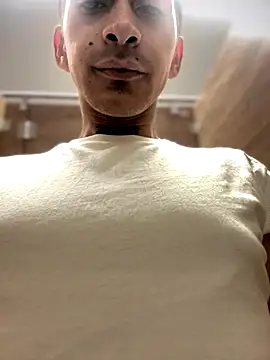 Snapshot of hotexoticbrunettes_24cm chatting on 11.05.25 hotexoticbrunettes 24cm online show from 11.05.25