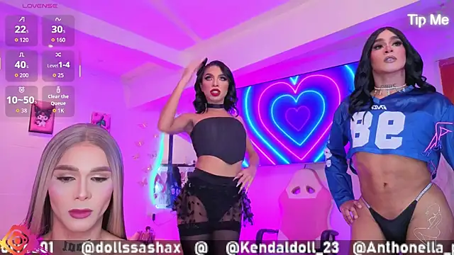 Snapshot of hotexoticbrunettes_24cm chatting on 11.08.25 hotexoticbrunettes 24cm online show from 11.08.25