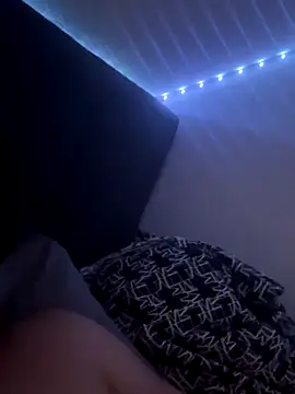 HornyTeenBoy62 online show from 11.02.25