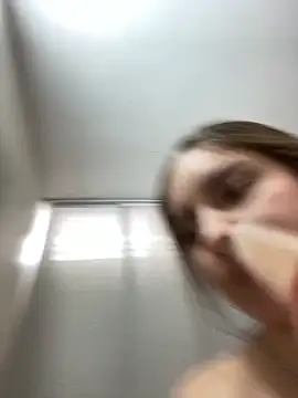 imlindapink online show from 01.18.25