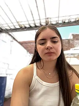 imlindapink online show from 01.20.25