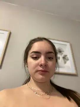 imlindapink online show from 01.30.25