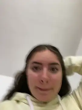 imlindapink online show from 02.23.25